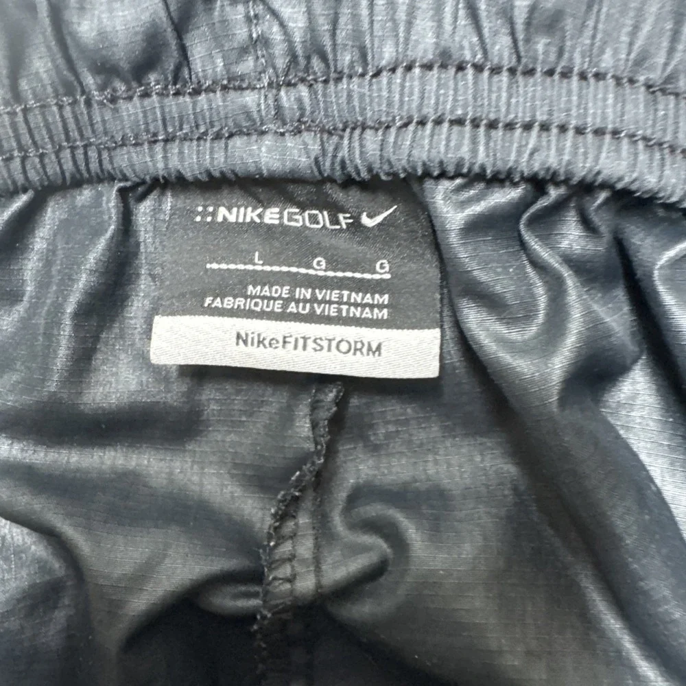 Nike Golf Fit Storm Mens  Black Windbreaker Pants, Button-Up Ankle, Large 30*31